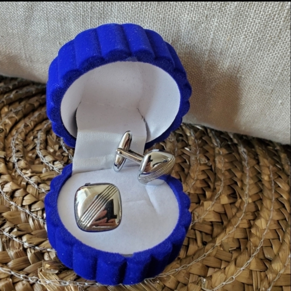 Cuff links & more - Picture 8 of 12